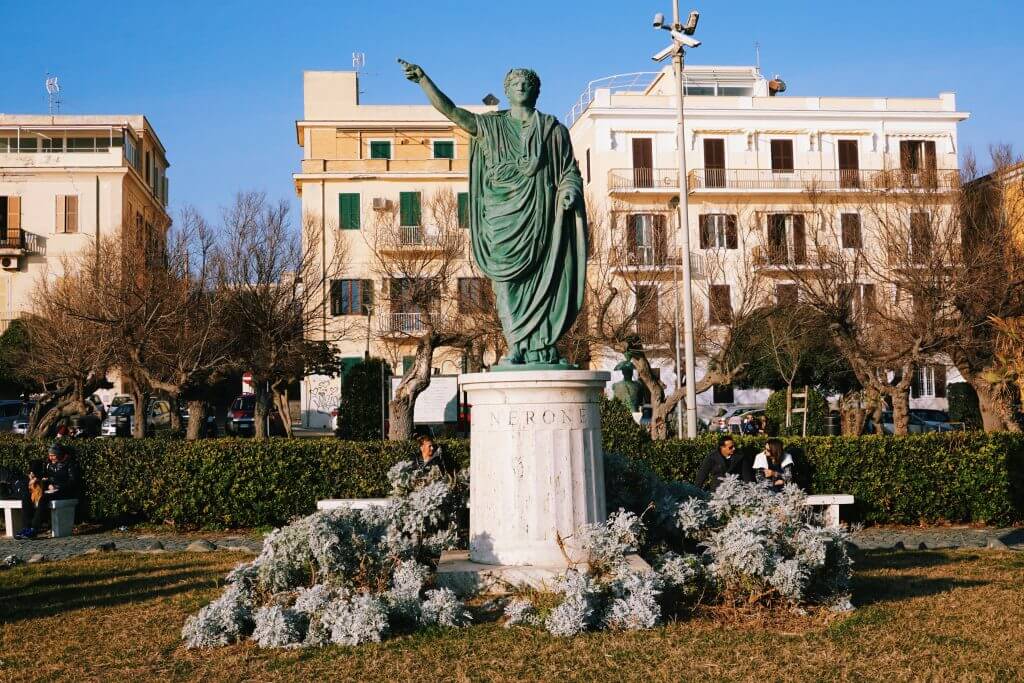 Statue of Emperor Nerone (Anzio, Italy)