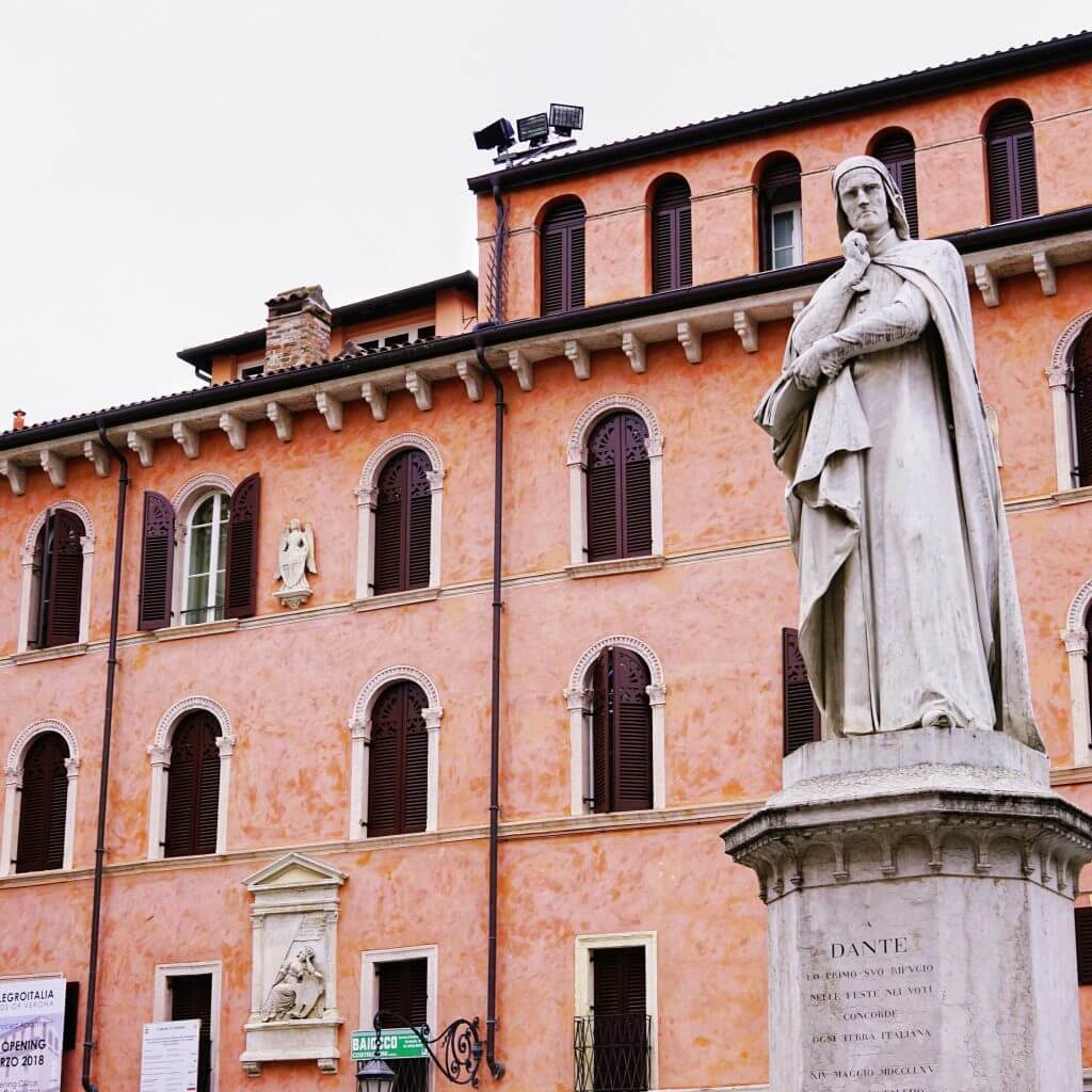 Statue of Dante in Verona